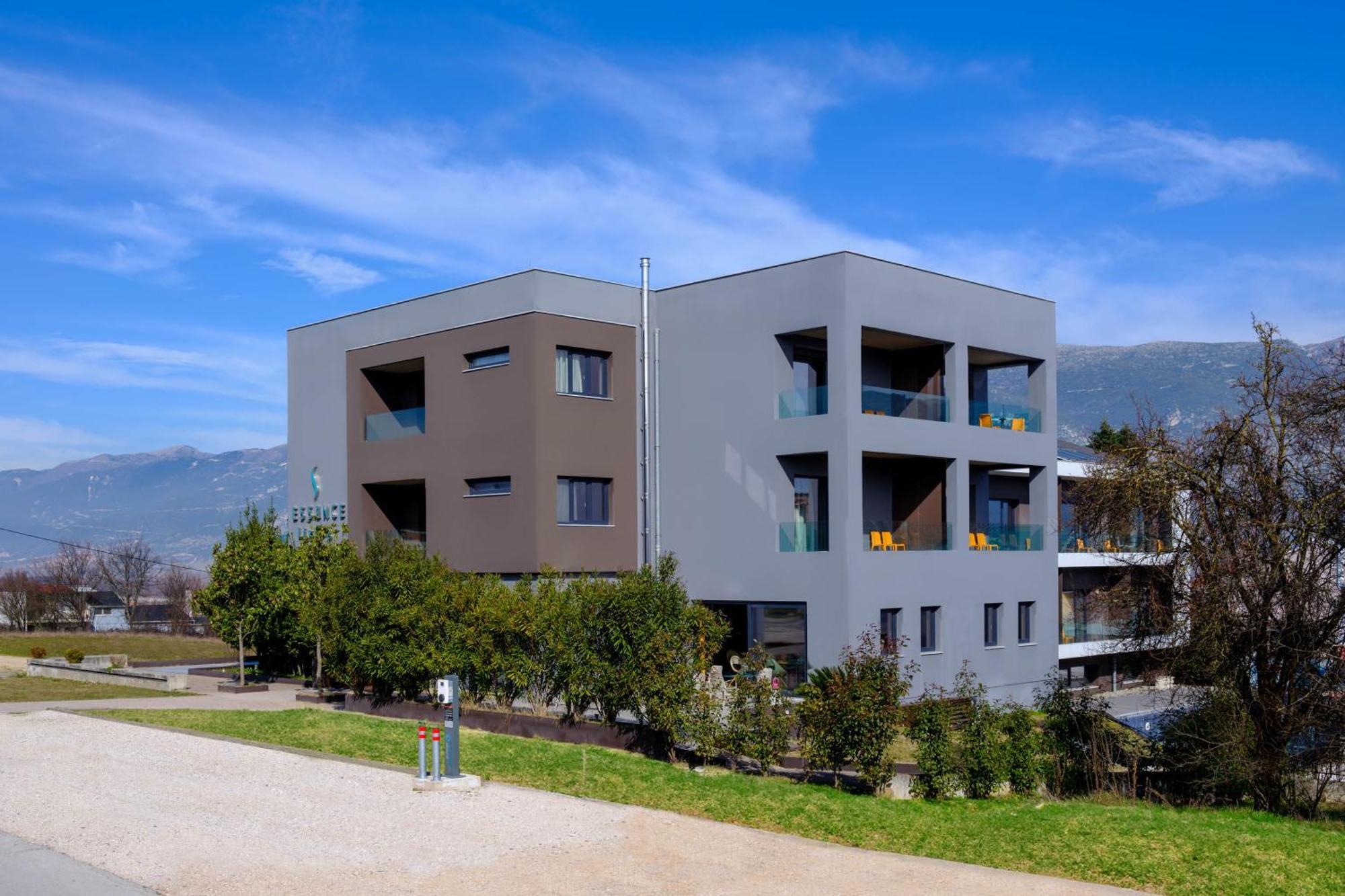 Essence Hotel Ioannina Exterior photo