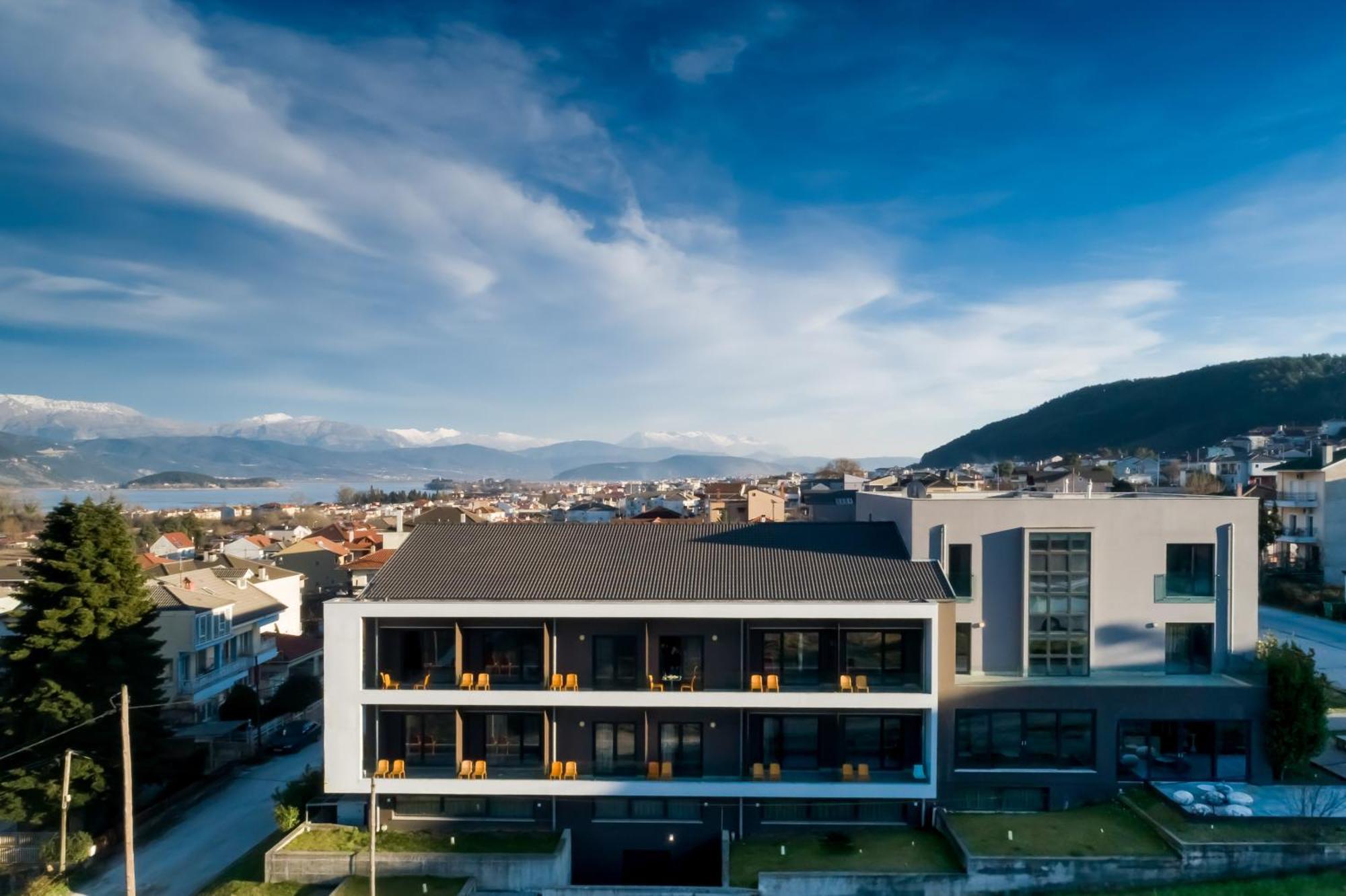 Essence Hotel Ioannina Exterior photo