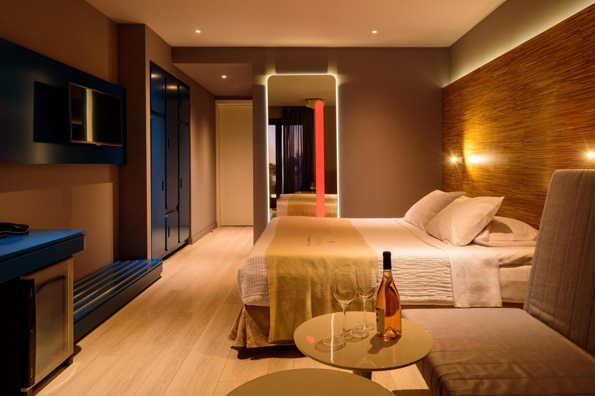 Essence Hotel Ioannina Exterior photo