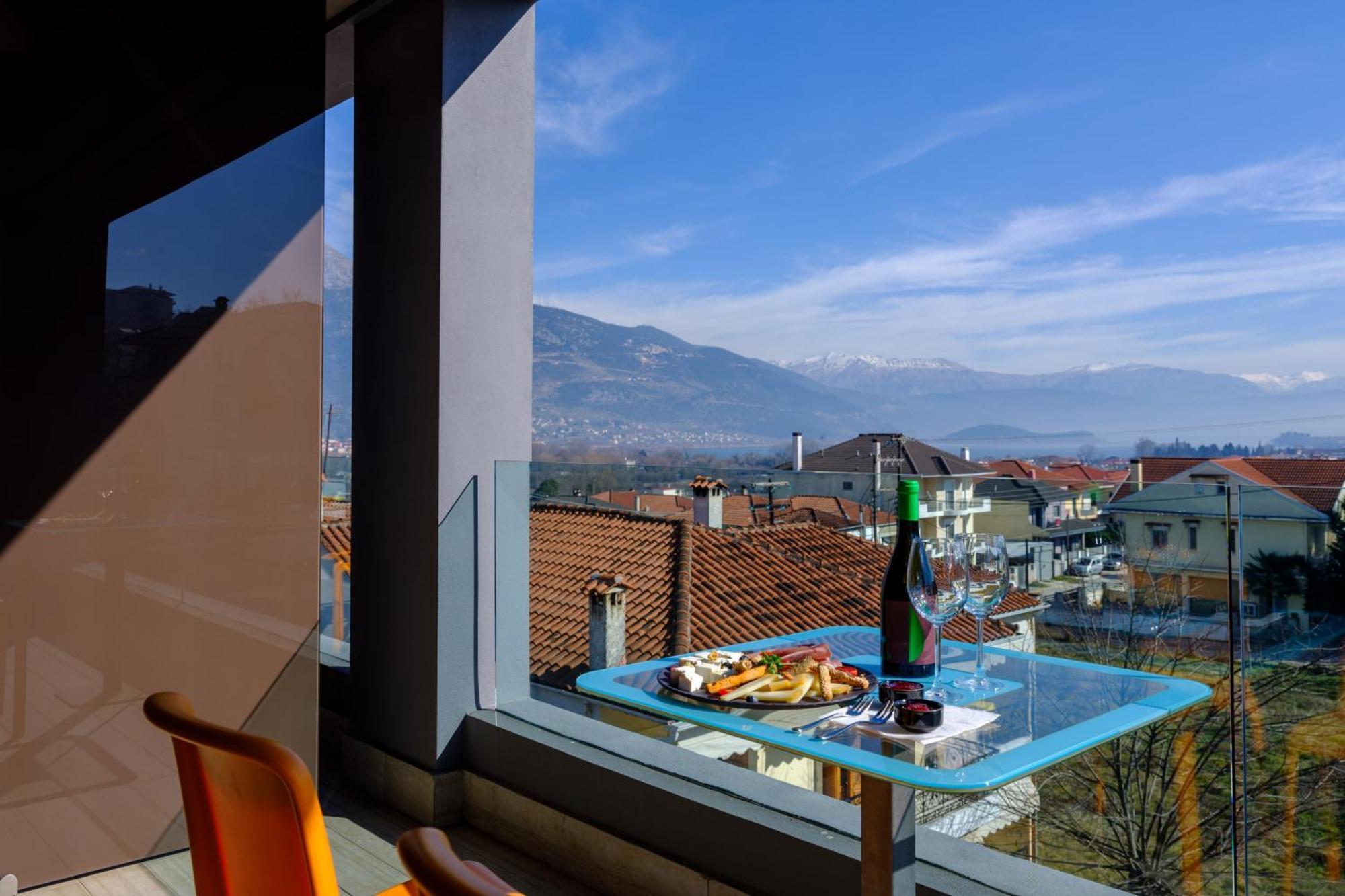 Essence Hotel Ioannina Exterior photo