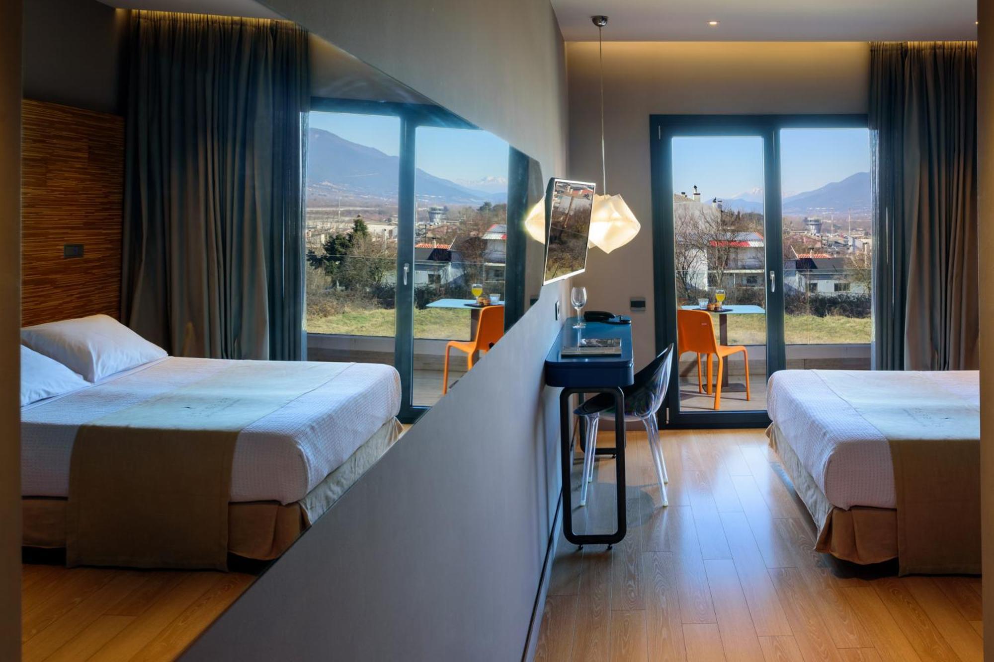 Essence Hotel Ioannina Exterior photo