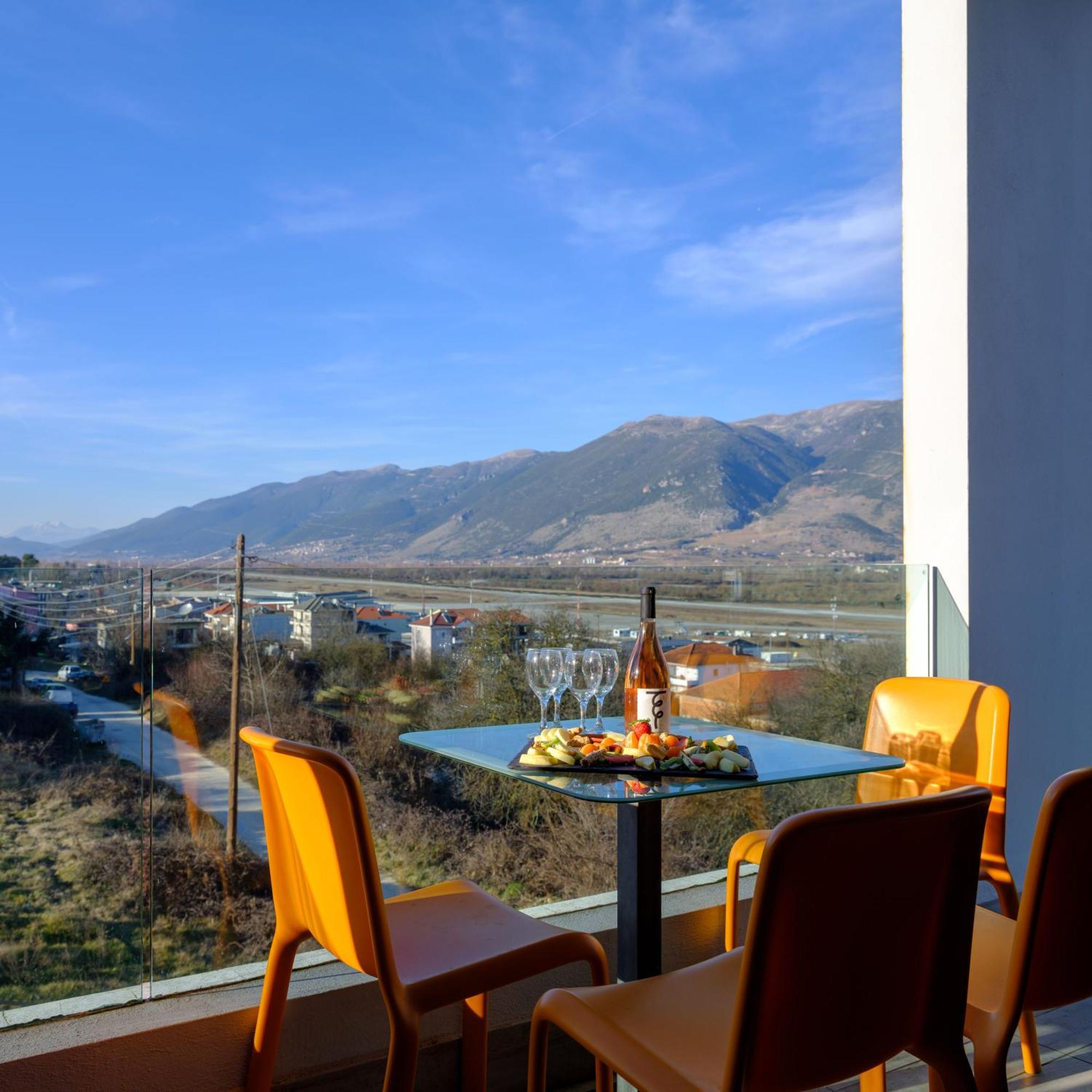 Essence Hotel Ioannina Exterior photo