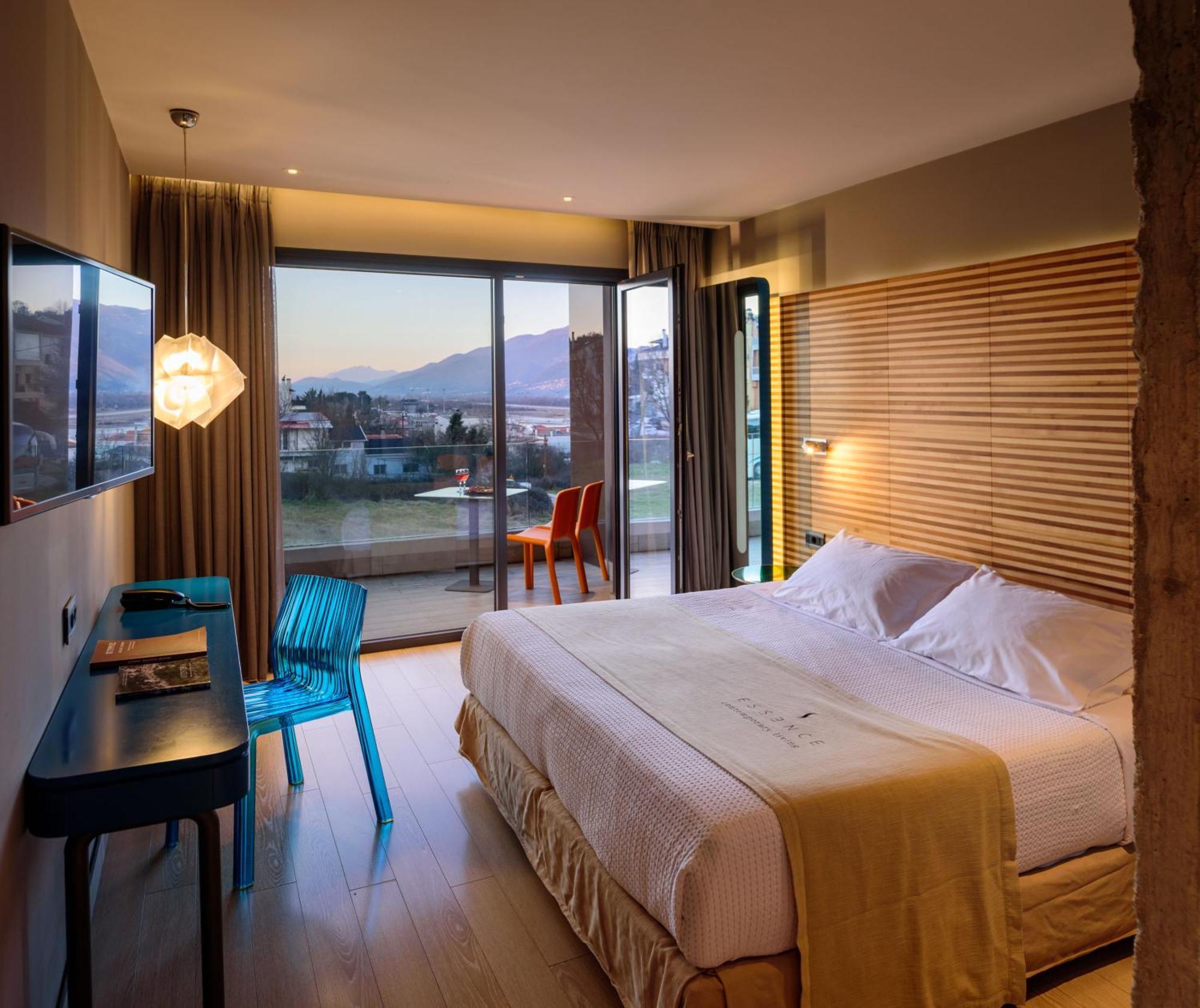 Essence Hotel Ioannina Exterior photo