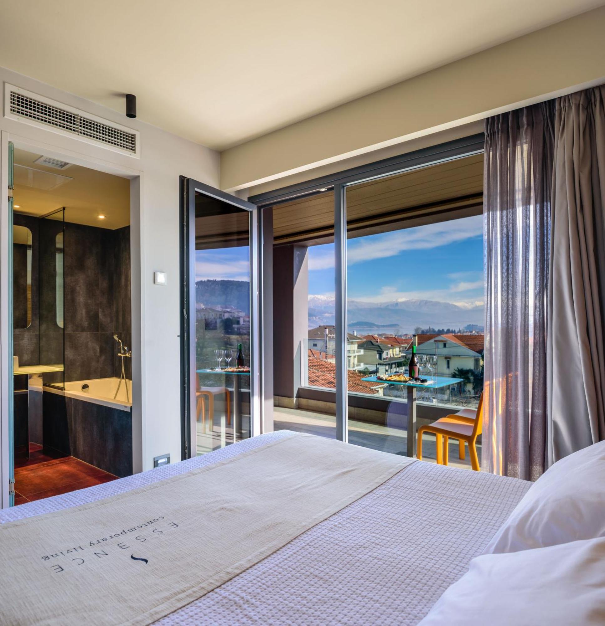 Essence Hotel Ioannina Exterior photo
